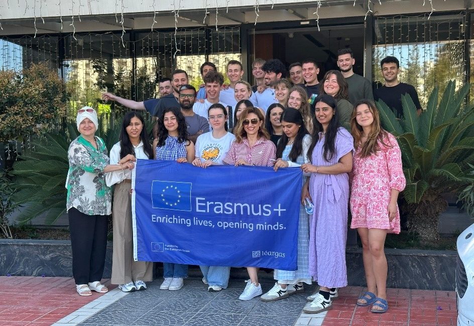 BHA “Mülteci Hikâyeleri: İnsan Kütüphanesi ile Sesinizi Duyurun” adlı Erasmus+