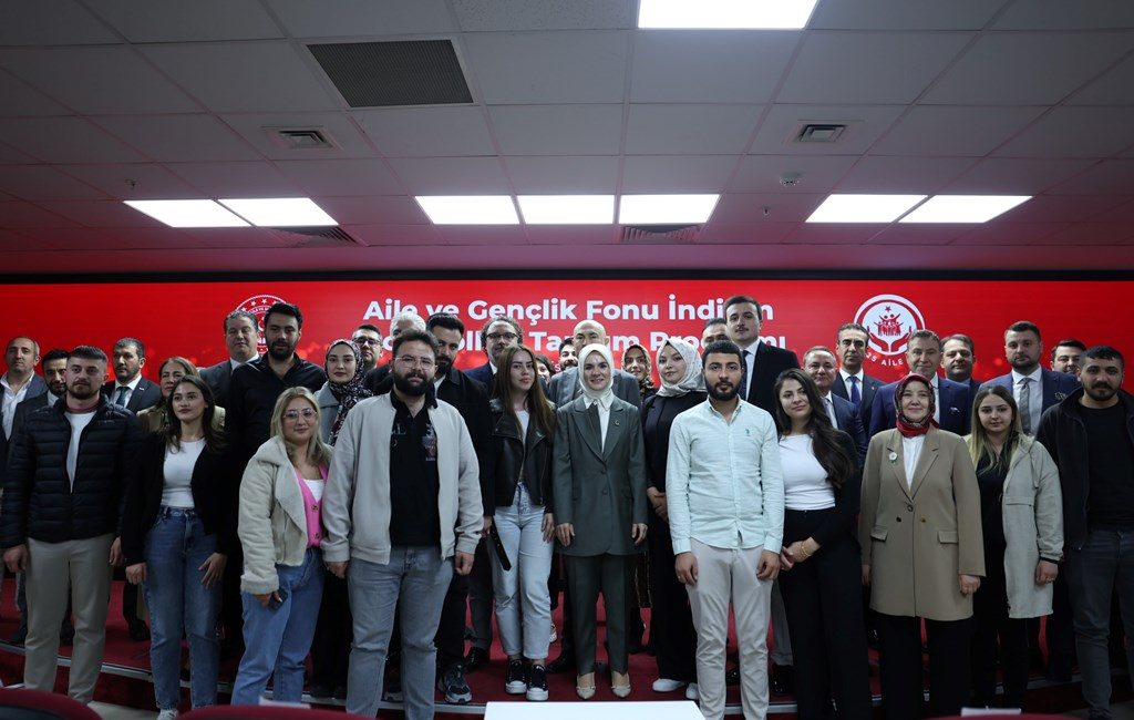Aile ve Sosyal Hizmetler Bakanlığınca, aile müessesesinin desteklenmesi, güçlendirilmesi, gençlerin
