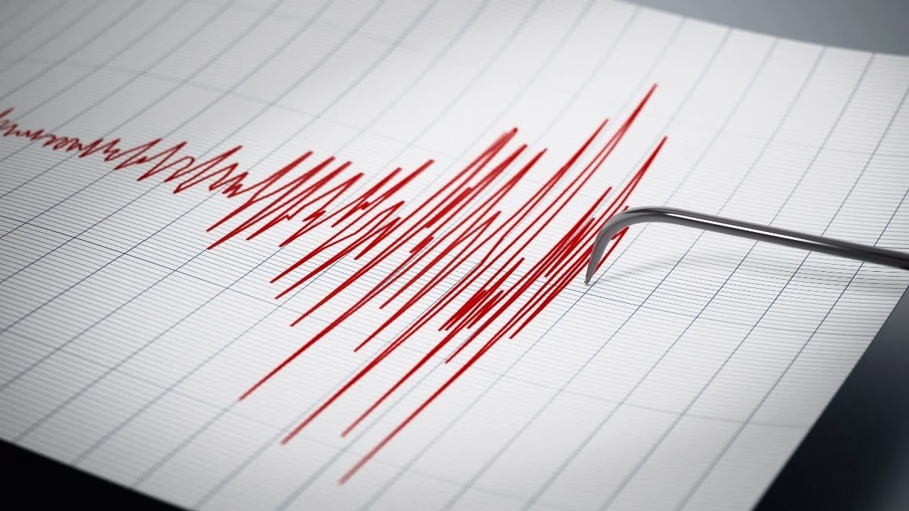Kahramanmaraş’ın Onikişubat ilçesinde saat 11.17’de 4 büyüklüğünde deprem meydana geldi.Kaynak