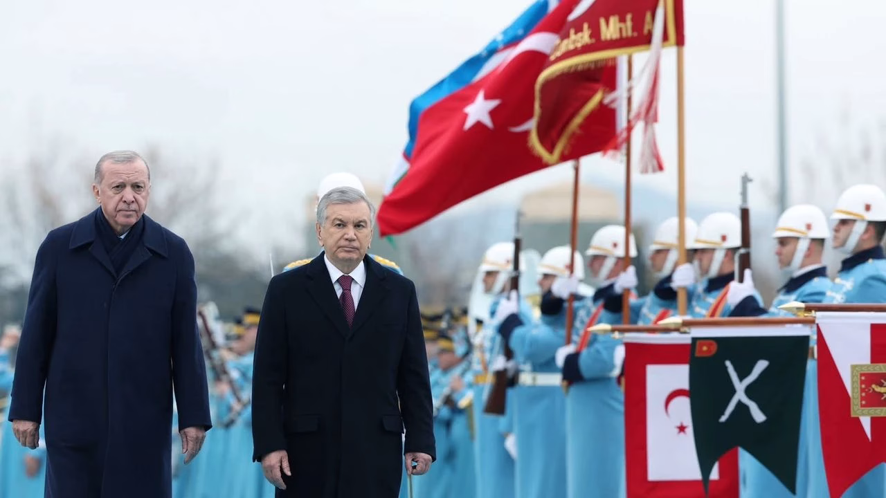Eğitimci-Yazar Murat Anar, ”Türk Dünyasının Yükselen Yıldızı: Özbekistan ” başlıklı