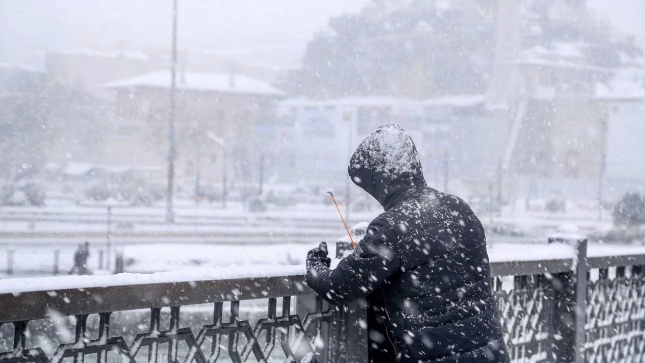 Meteoroloji Genel Müdürlüğü (MGM), yarın için birçok bölgeyi kapsayan önemli