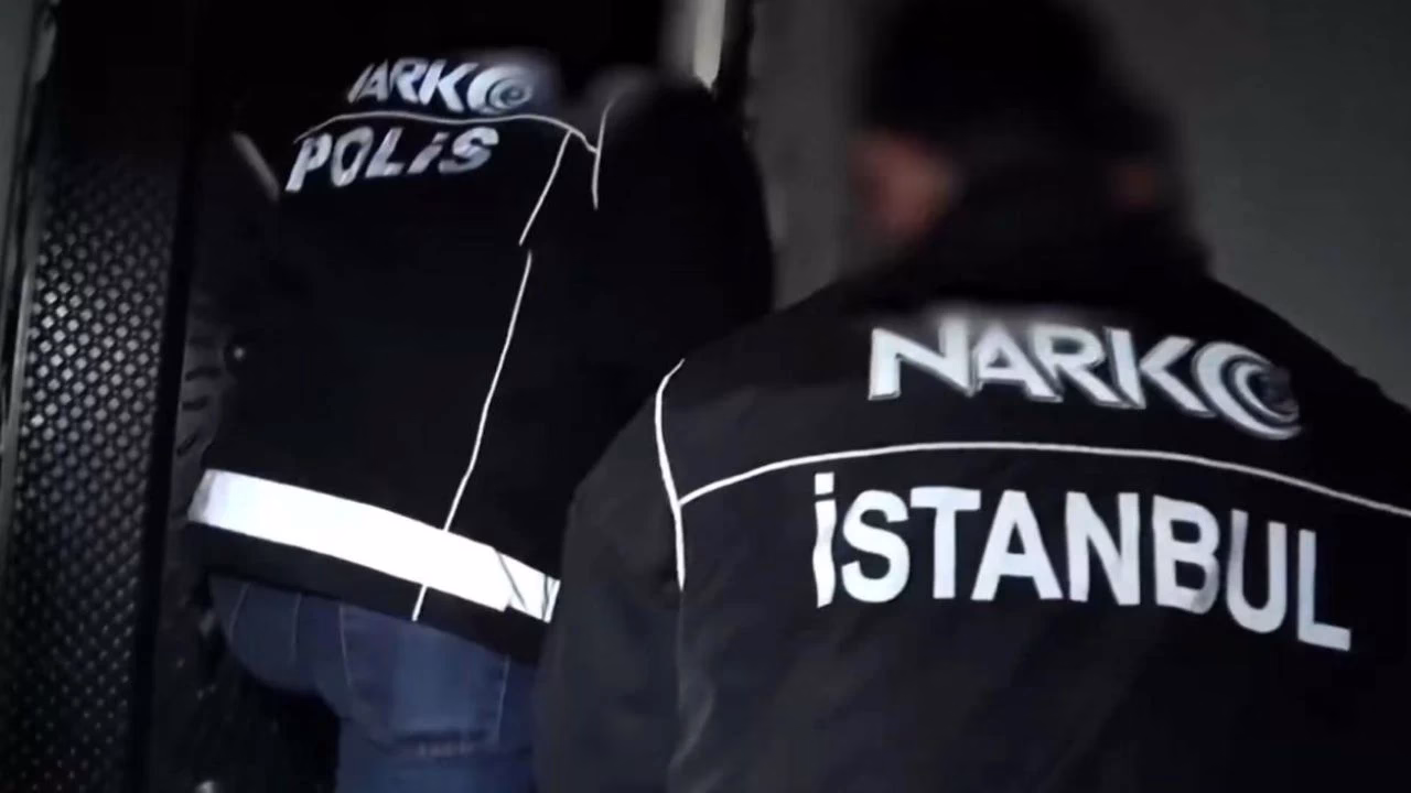 Ünlü isimleri kapsayan uyuşturucu soruşturmasında yeni bir operasyon daha gerçekleştirildi.