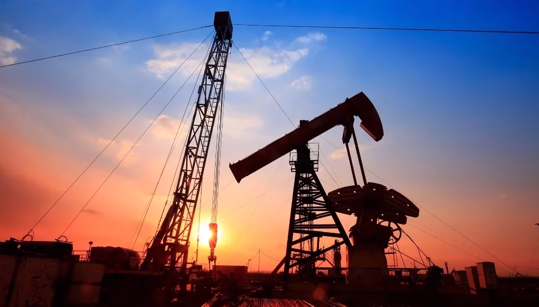 ANKARA-BHA Hürmüz Boğazı’ndan yapılan petrol sevkiyatlarının aksayabileceği endişesiyle petrol fiyatları