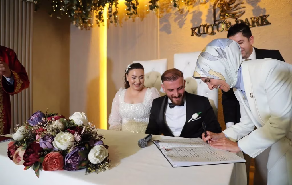 ANKARA – BHA  Aile ve Sosyal Hizmetler Bakanımız Mahinur Özdemir