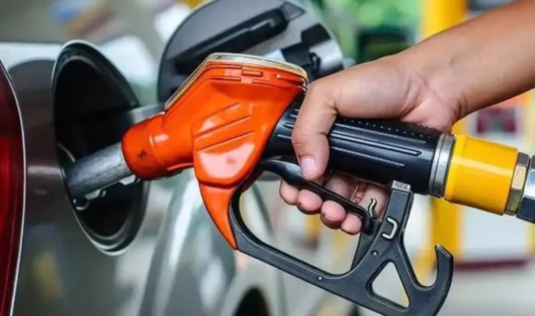 Orta Doğu’daki jeopolitik gelişmelerin etkisiyle petrol fiyatlarında yaşanan dalgalanma, akaryakıt