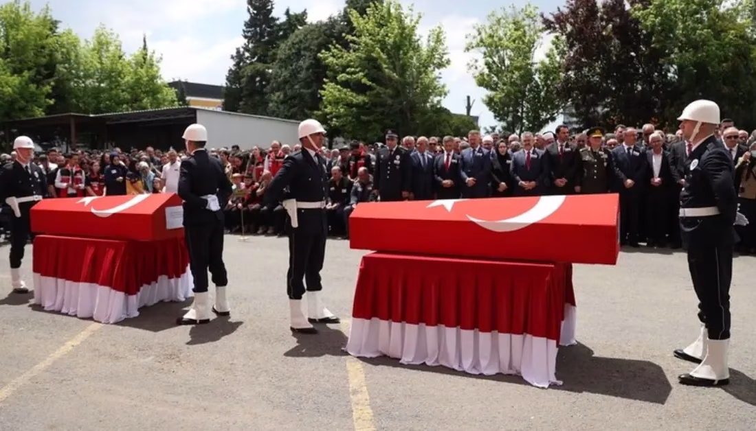TEKİRDAĞ-BHA Törene, şehit polislerin aileleri ve yakınlarının yanı sıra İçişleri