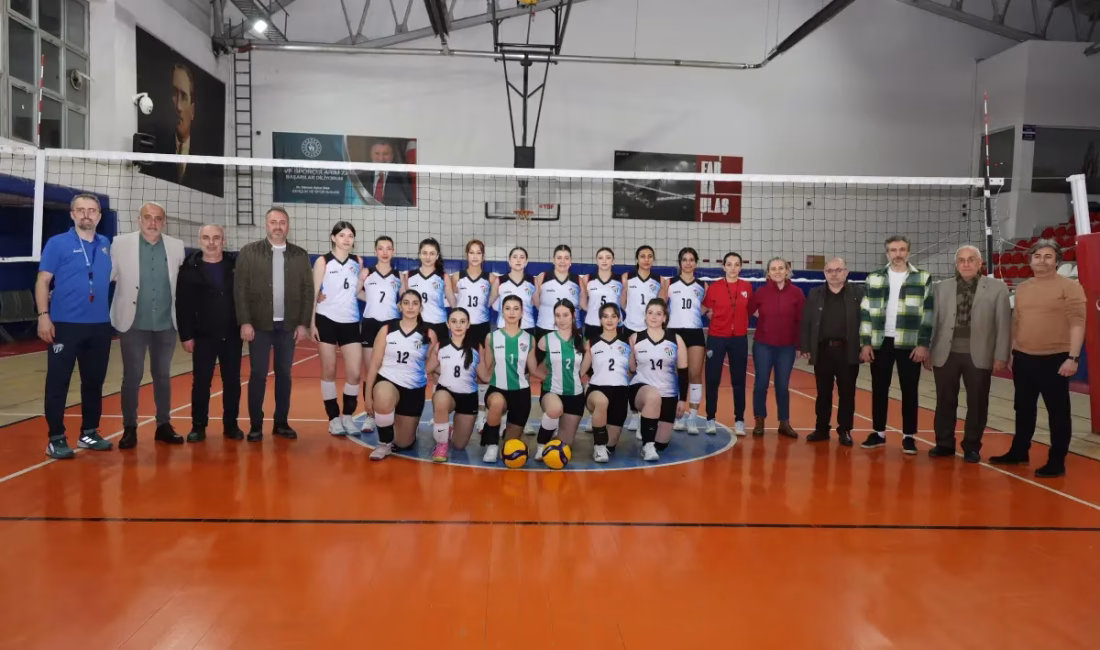 Bayram SARAYOĞLU / BHA- ARTVİN Artvinspor kadın ve erkek voleybol