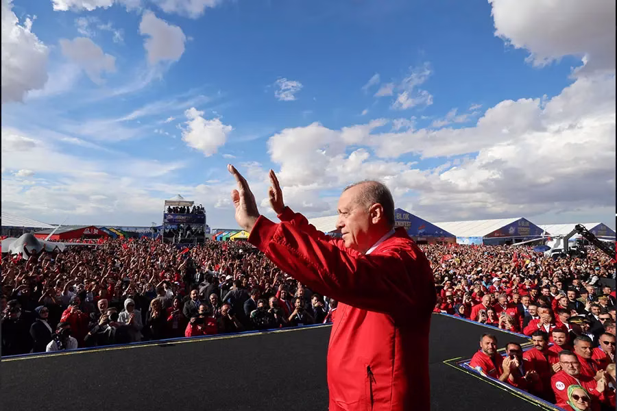 Gençlere seslenen Cumhurbaşkanı Erdoğan, “Türkiye Yüzyılı, TEKNOFEST kuşağının izini, mührünü,