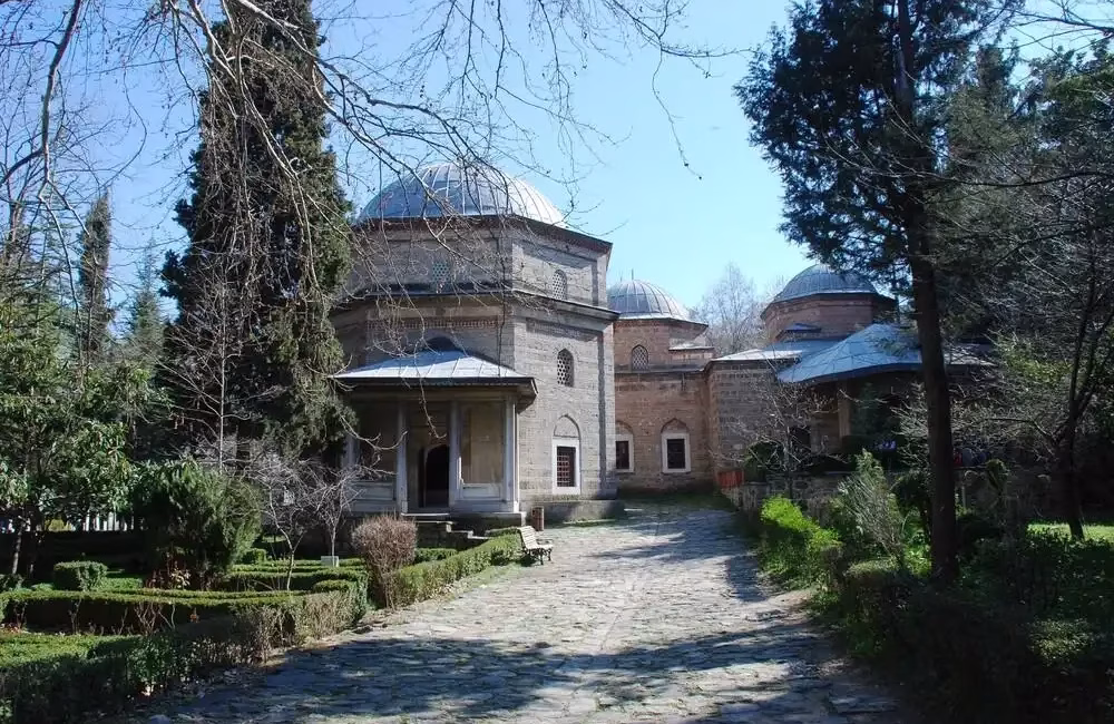 Bursa’nın Yıldırım ilçesinde Osmanlı’nın kuruluş döneminden izler taşıyan Cumalıkızık, dar